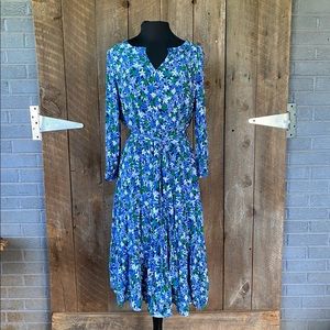 Talbots Size 8 Lightweight Fall or Spring Floral Dress